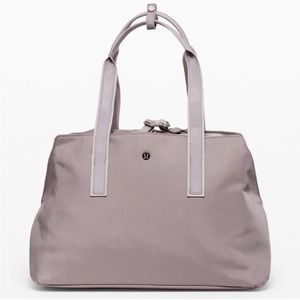 Lululemon Go Getter Bag